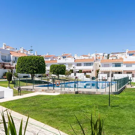 Miramar Townhouse In By Costarentals - Ref 62 *